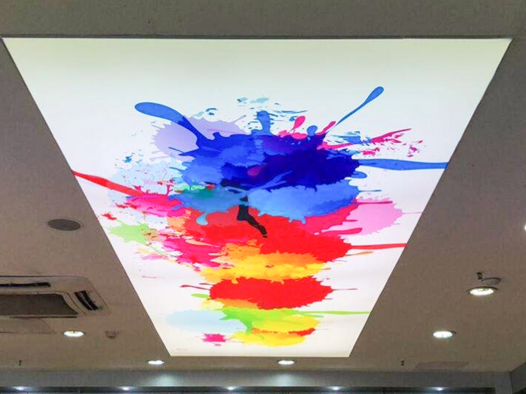 Película estirable para techo de vinilo de PVC blanco impresa Película estirable para techo de vinilo de PVC blanco impresa